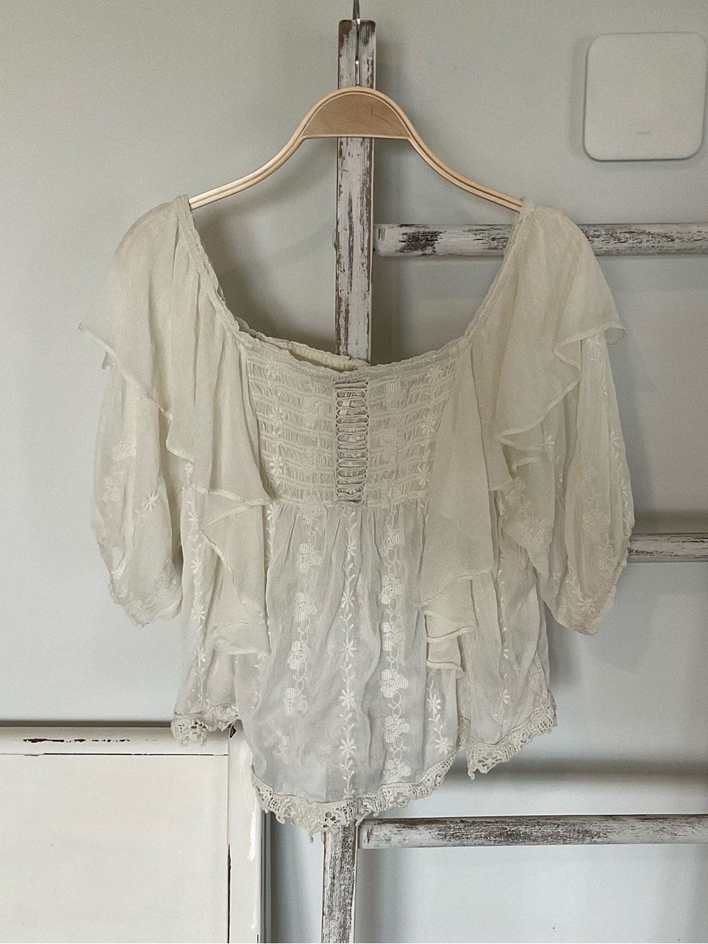Free People Cream Ivory Sheer Boho Peasant Blouse Size M